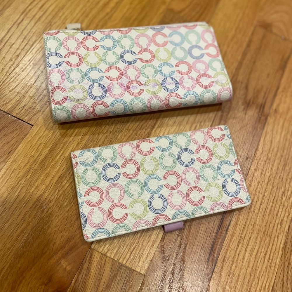 Coach Wallet Checkbook Set - Picture 5 of 7